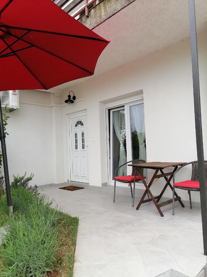 Leona Apartment Vidikovac, Πούλα Εξωτερικό φωτογραφία