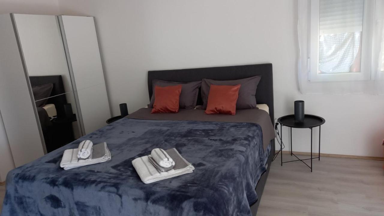 Leona Apartment Vidikovac, Πούλα Εξωτερικό φωτογραφία